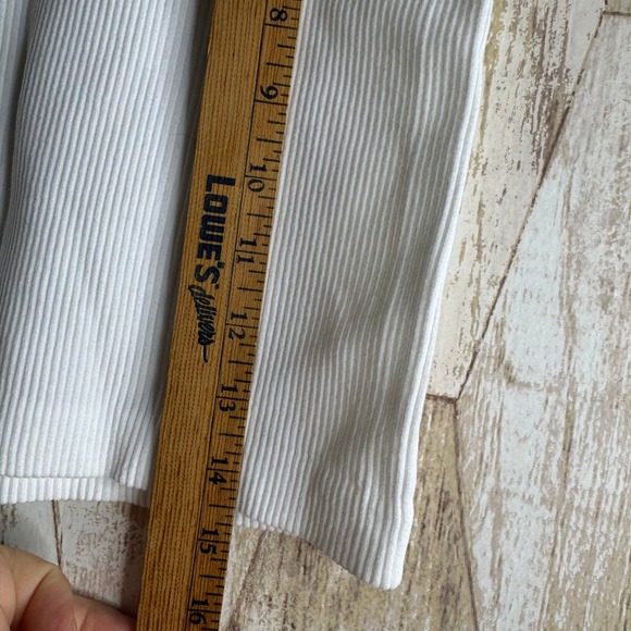 Hot Kiss Womens Ribbed White Tank Top Size L Basic Spaghetti Strap Camisole - Picture 3 of 5